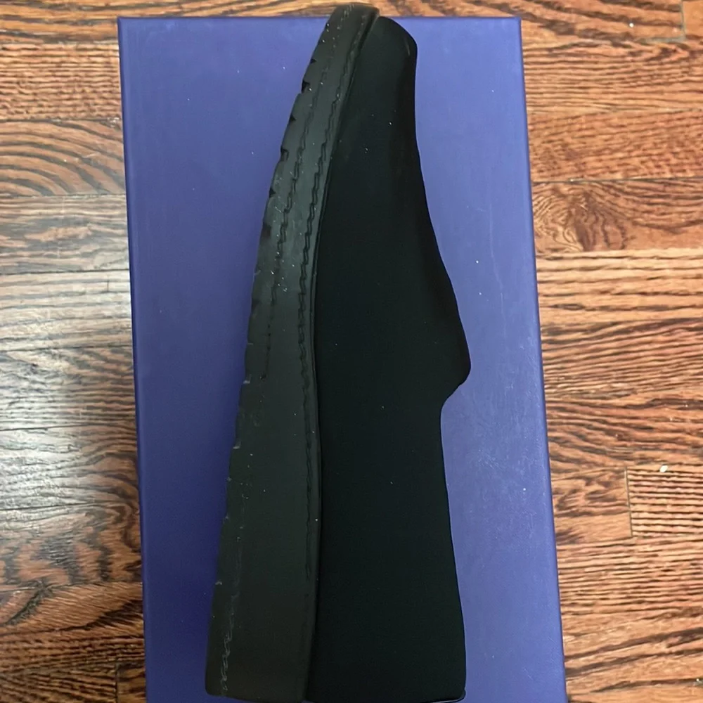 NEW Stuart Weitzman Sofa Black Stretch Pull On Loafer Black.Size 7.Made in Spain - Picture 4 of 14